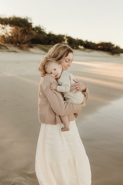 Photos by Jordi - Breastfeeding mother