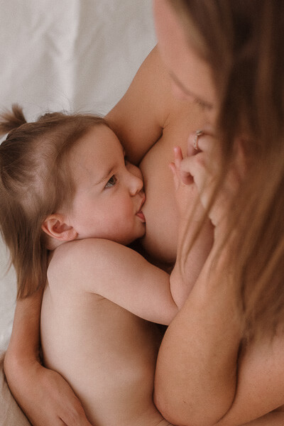 Photos by Jordi - Breastfeeding mother